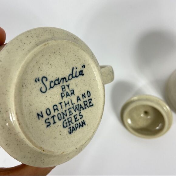Vintage stoneware cream sugar set. MCM Scandinavian style. - Picture 9 of 10